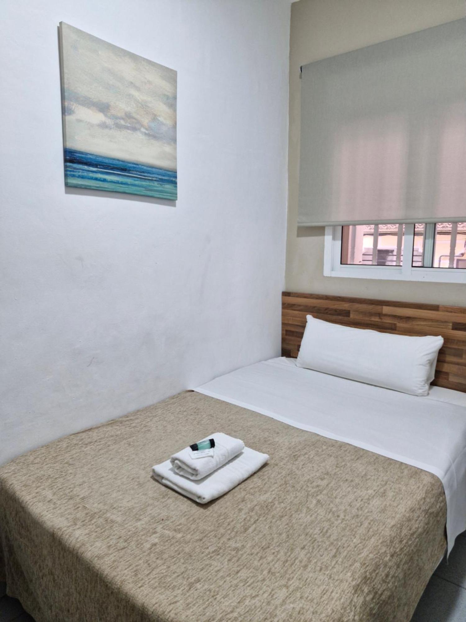ברצלונה Hostal Elkano מראה חיצוני תמונה