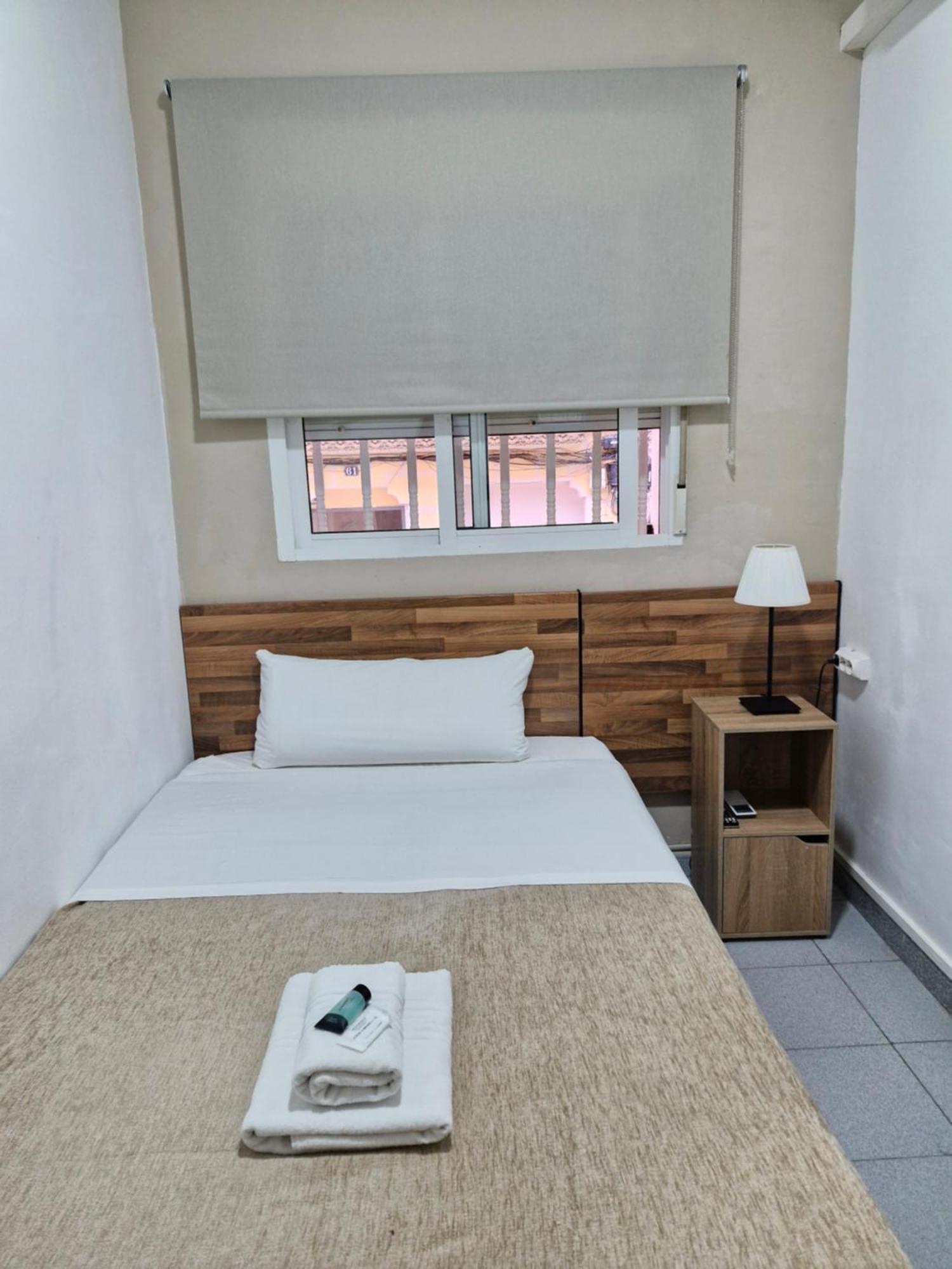 ברצלונה Hostal Elkano מראה חיצוני תמונה